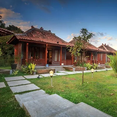 Balkondes Majaksingi Jasamarga Magelang Exterior photo